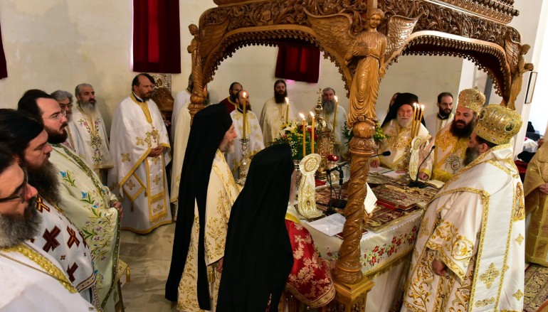 Αρχιερατικό Συλλείτουργο για τους φωτιστές των Σλάβων στην Ι. Μ. Λαγκαδά (ΦΩΤΟ)