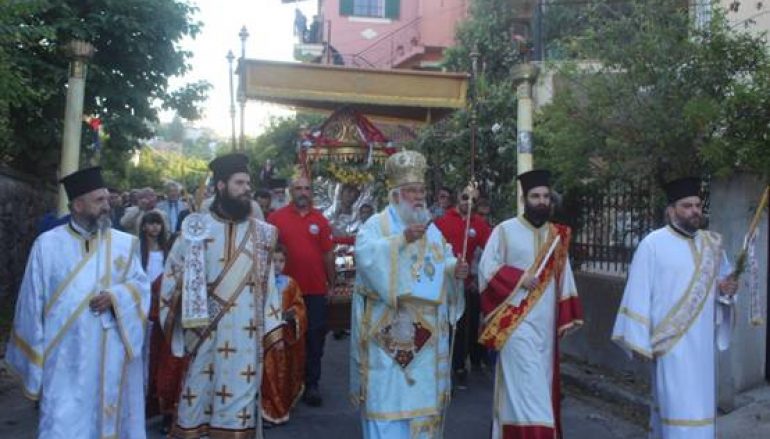 Λιτάνευση της Ιεράς Εικόνος Υ.Θ. της Δημοσιάνας στην Κέρκυρα (ΦΩΤΟ)