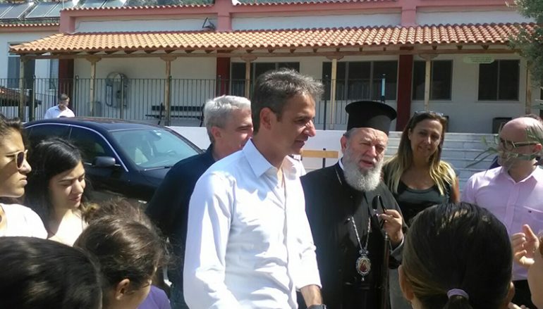 Ο Μητροπολίτης Χαλκίδος παραμένει με τους κατοίκους της πυρόπληκτης Εύβοιας (ΦΩΤΟ)
