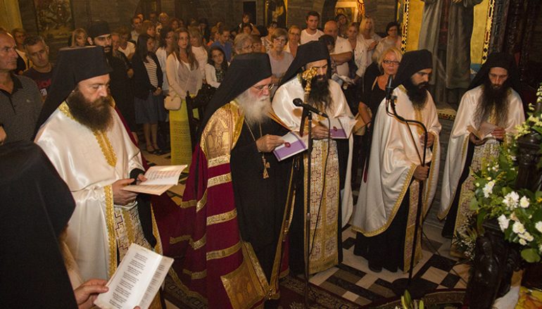 Στο όρος του Τρικόρφου πανηγύρισε η έφορος Εικόνα της Παναγίας της Τρικορφιώτισσας (ΦΩΤΟ)