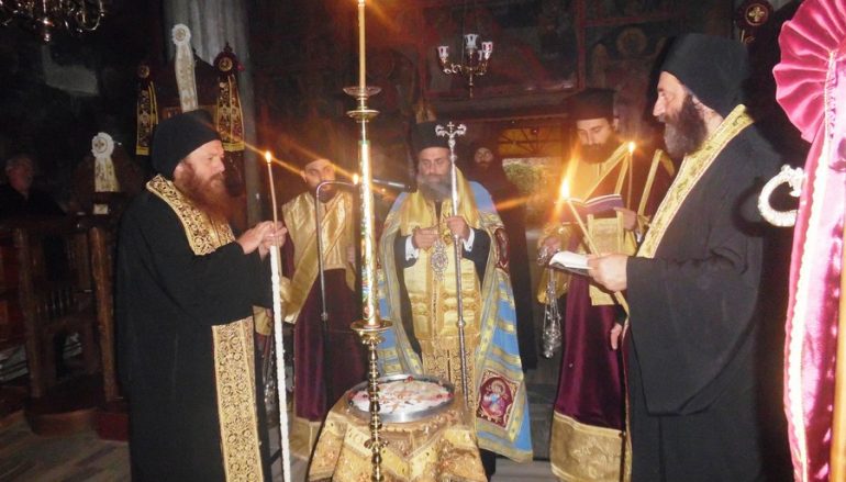 Αρχιερατικός Εσπερινός και Κτιτορικό Μνημόσυνο στην Ι. Μ. Κορώνης (ΦΩΤΟ)