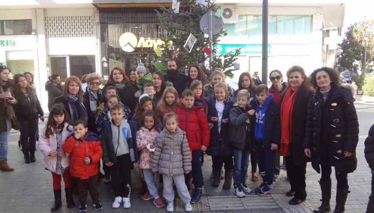 «Το Χριστουγεννιάτικο δέντρο της αγάπης» (ΦΩΤΟ)