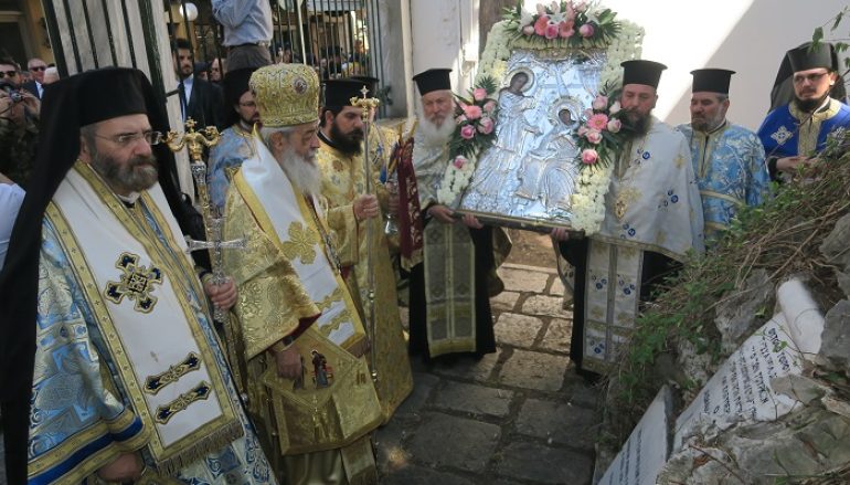 Φθιώτιδος Νικόλαος: “Εάν ενωθούμε όλοι μαζί και προχωρήσουμε μπροστά, η κρίση θα ξεπεραστεί” (ΦΩΤΟ)