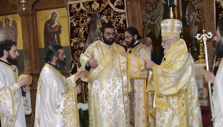 Χειροτονία Διακόνου από τον Μητροπολίτη Κωνσταντίας (ΦΩΤΟ)