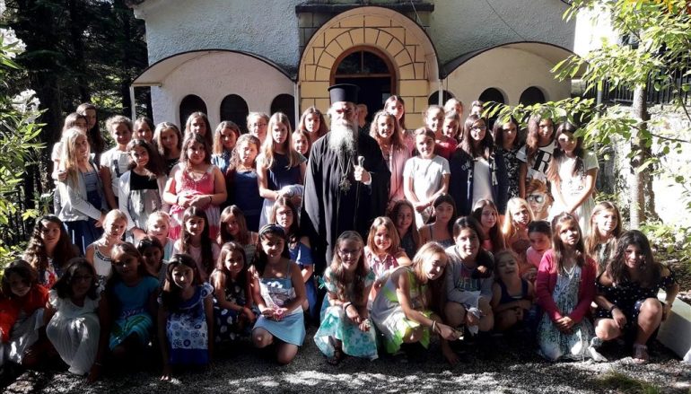 Αρχιερατική Θ. Λειτουργία στις Κατασκηνώσεις θηλέων της Ι. Μ. Άρτης (ΦΩΤΟ)