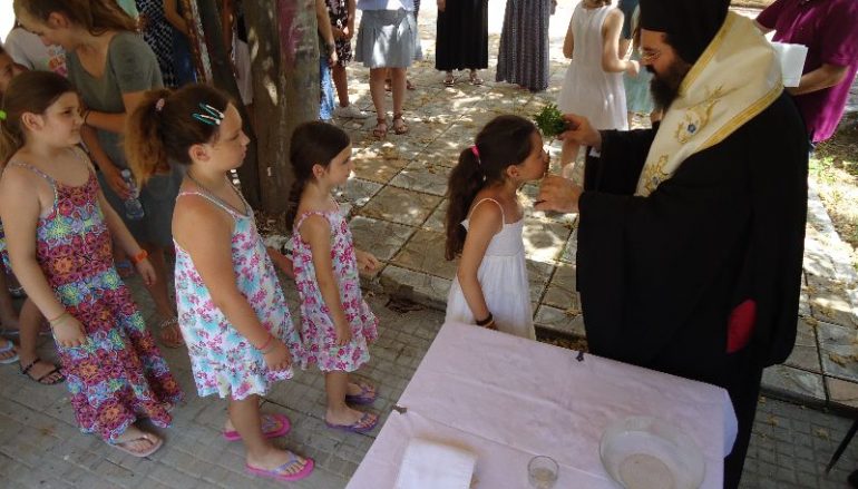 Αγιασμός στις κατασκηνώσεις της Ι. Μ. Μαρωνείας (ΦΩΤΟ)