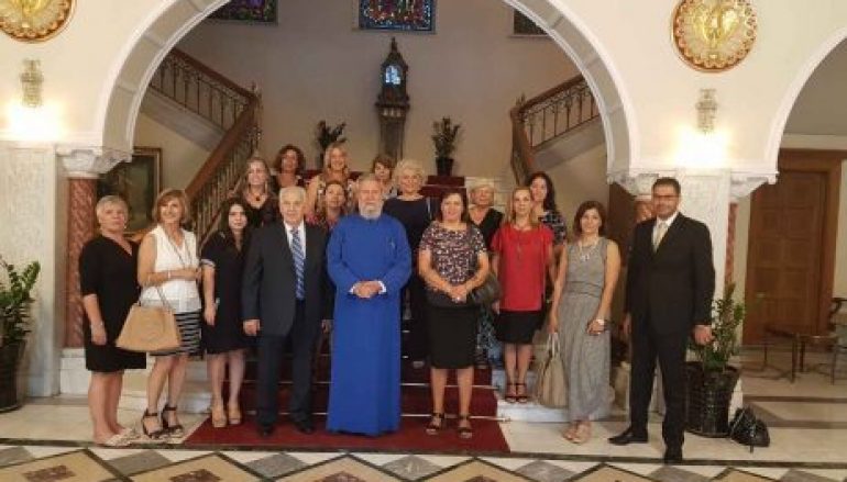 Στον Αρχιεπίσκοπο Κύπρου ομογενείς εκπαιδευτικοί από την Αμερική