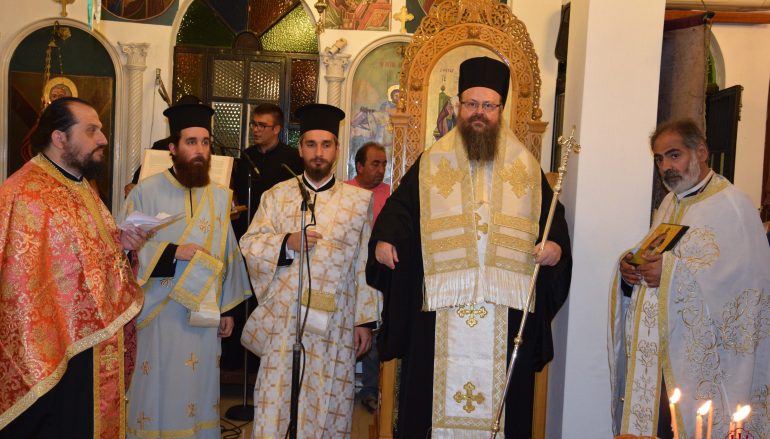 Αρχιερατικός εσπερινός του Αγ. Φαναρίου στη Σαλαμίνα (ΦΩΤΟ)