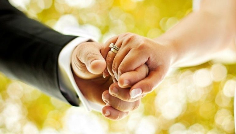 “Ὁ Ἐκκλησιαστικὸς ἔναντι τοῦ πολιτικοῦ Γάμου” του Αντ. Κουτεντάκη