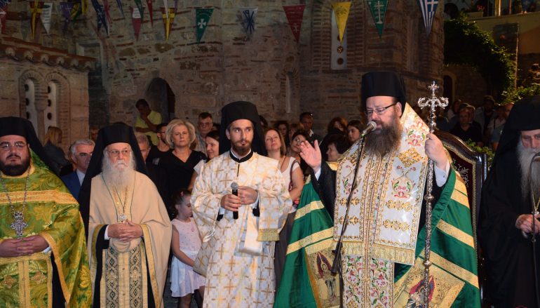 Αρχιερατικός εσπερινός στο Καστρομονάστηρο του Αγ. Μελετίου Κιθαιρώνος (ΦΩΤΟ)