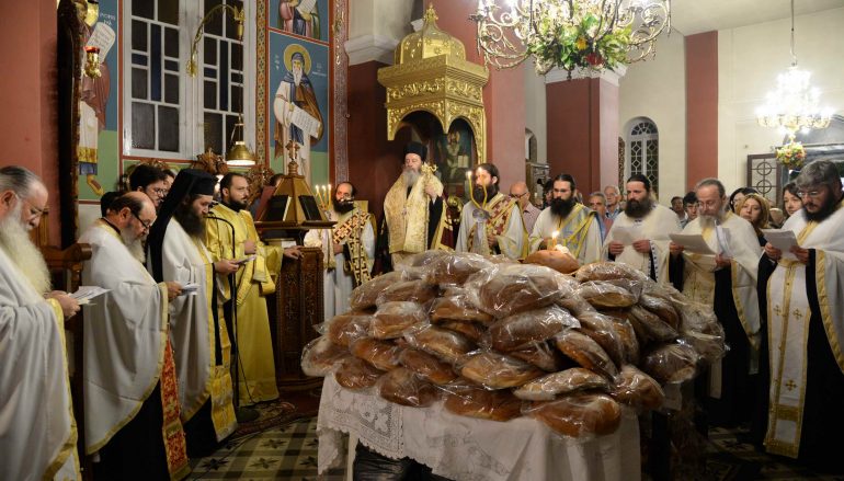 Ἑόρτασε ὁ Ἱ. Ναὸς Ἁγ. Ἰωάννου τοῦ Θεολόγου τοῦ Ἐπισκοπείου τῶν Πατρῶν