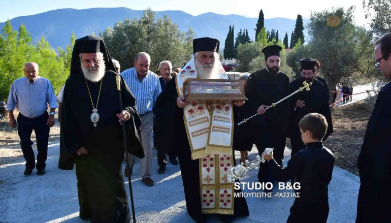 Η Αργολίδα υποδέχθηκε την δεξιά χείρα του Αγίου Νεκταρίου (ΦΩΤΟ – ΒΙΝΤΕΟ)