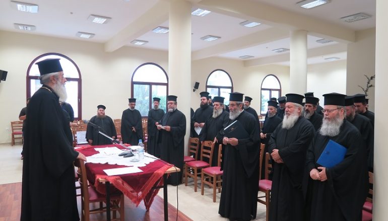 Μηνιαία Ιερατική Σύναξη στην Ι. Μητρόπολη Φθιώτιδος (ΦΩΤΟ)