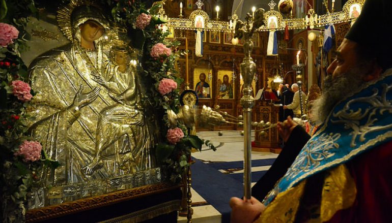 Εσπερινός της Συνάξεως της Υπεραγίας Θεοτόκου στην Ι. Μ. Λαγκαδά (ΦΩΤΟ)