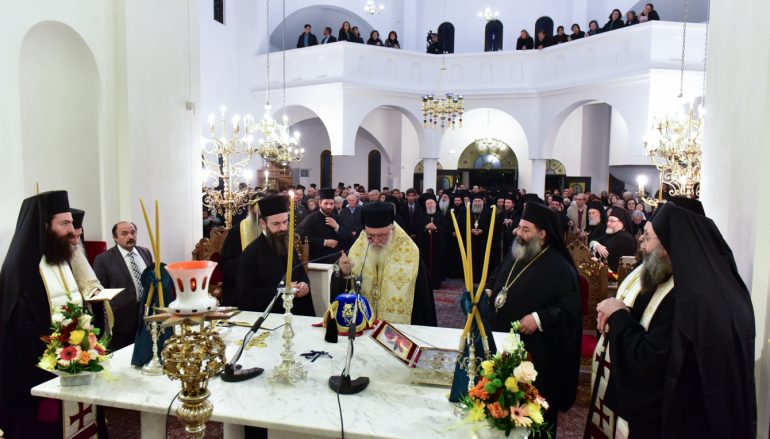 Εσπερινός Εγκαινίων στο Λαγκαδά από τον Αρχιεπίσκοπο Ιερώνυμο (ΦΩΤΟ)