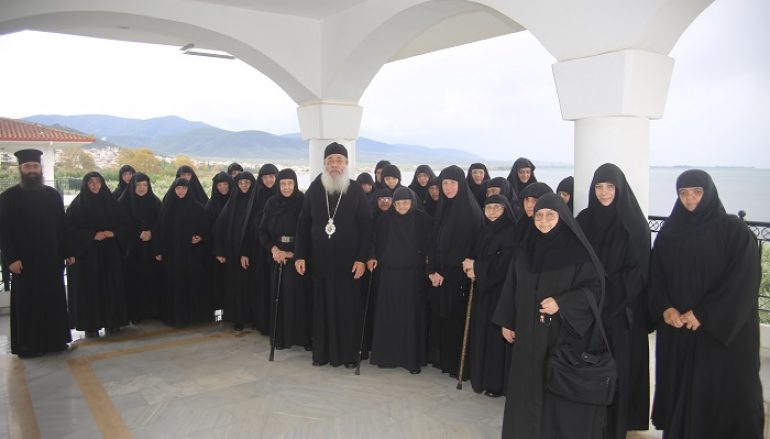 Ετήσια Σύναξη Μοναζουσών της Ι. Μ. Φθιώτιδος στο Γηροκομείο Στυλίδος (ΦΩΤΟ)