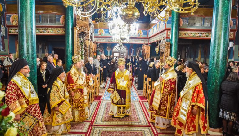 Πολυαρχιερατικό Συλλείτουργο για την Αγία Κυράννη στην Ι. Μ. Λαγκαδά (ΦΩΤΟ)