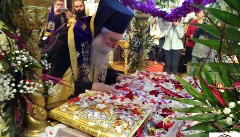 Σε συγκινησιακό κλίμα ο Εσπερινός της Αποκαθηλώσεως στην Ι. Μ. Σπάρτης