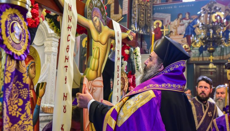 Ο Εσπερινός της Αποκαθηλώσεως στην Ι. Μ. Λαγκαδά (ΦΩΤΟ)