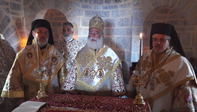 Εγκαίνια Ναού από τον Πατριάρχη Αλεξανδρείας στο Άγιον Όρος (ΦΩΤΟ)