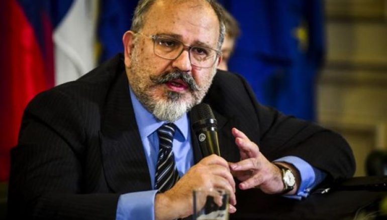 Ξυδάκης: “Η Εκκλησία έχει ρόλο πνευματικό και όχι ρόλο εθναρχίας”