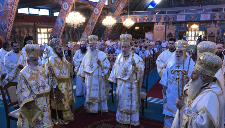 Λαμπρός εορτασμός στη Θρονική Εορτή της Εκκλησίας της Κύπρου (ΦΩΤΟ)