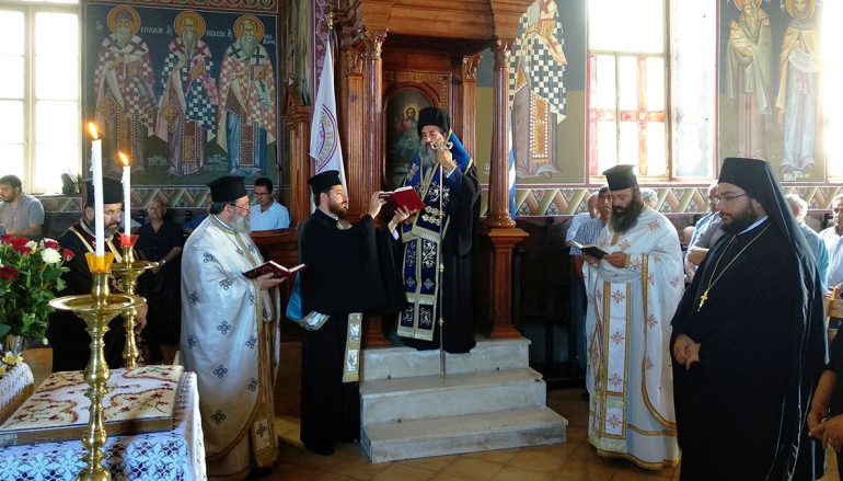 Αρχιερατικό Μνημόσυνο για τον Αρχιμ. Θεόφιλο Μανδελενάκη (ΦΩΤΟ)