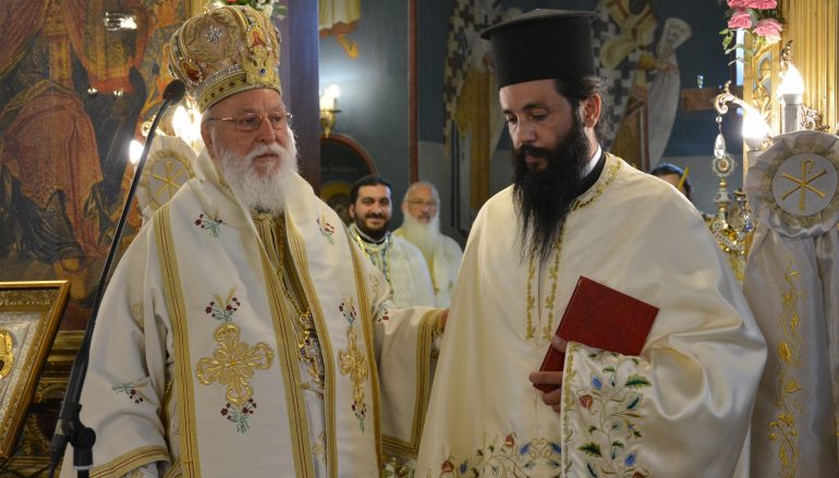 Ο Μητροπολίτης Μαντινείας χειροτόνησε Πρεσβύτερο τον Αρχιδιάκονό του (ΦΩΤΟ)