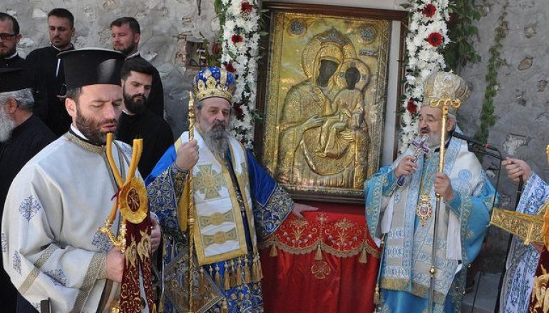 Ὁλονύκτια Ἀγρυπνία στήν Ἱερά Μονή Εἰκοσιφοινίσσης (ΦΩΤΟ)