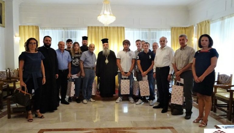 Απονομή υποτροφιών από τον Μητροπολίτη Σπάρτης Ευστάθιο (ΦΩΤΟ)