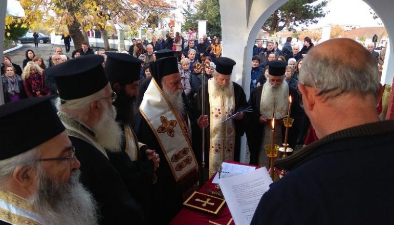 Θυρανοίξια Ναού από τον Μητροπολίτη Γρεβενών (ΦΩΤΟ)