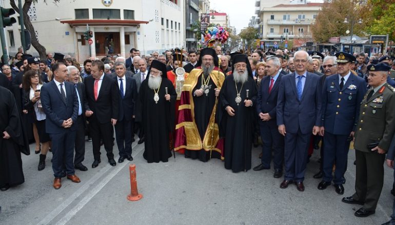 Η Λάρισα υποδέχθηκε το νέο της Ποιμενάρχη Ιερώνυμο (ΦΩΤΟ)