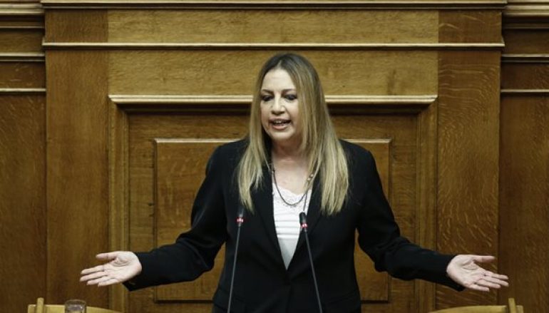 Ειδική Επιτροπή της Βουλής για σχέσεις Κράτους-Εκκλησίας ζητά η Γεννηματά