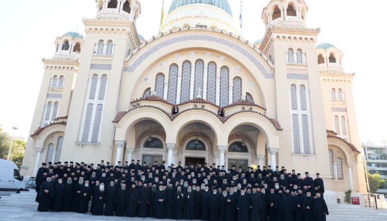 Σεβασμός στό πρόσωπο τοῦ Ἀρχιεπισκόπου καί παράκληση ἀπό Ἱερεῖς τῶν Πατρῶν
