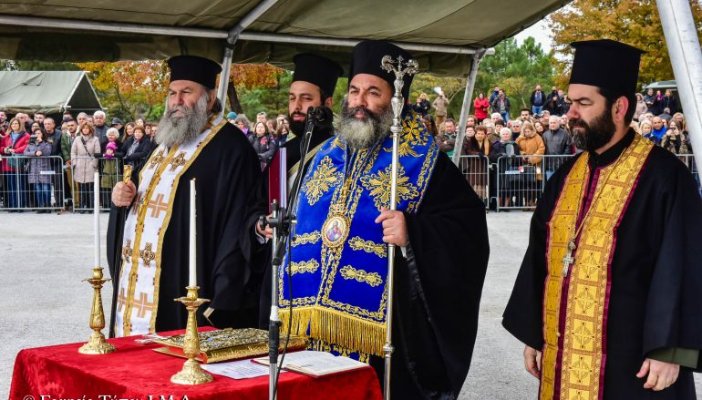 Ορκωμοσία οπλιτών από τον Μητροπολίτη Λαγκαδά (ΦΩΤΟ)