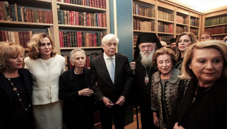 Ο Αρχιεπίσκοπος Ιερώνυμος στα εγκαίνια της βιβλιοθήκης της ΕΣΗΕΑ