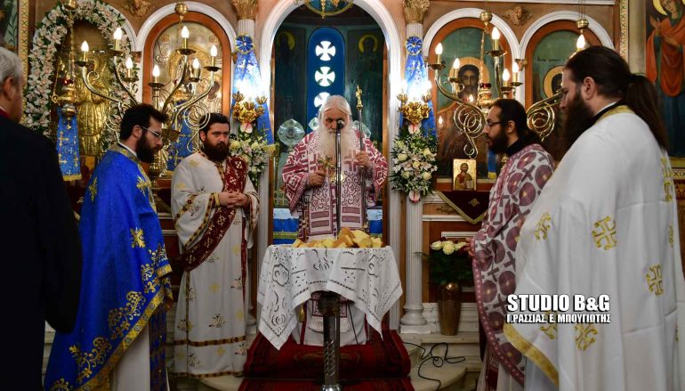 Αρχιερατική Θεία Λειτουργία στην Αγία Βαρβάρα Λάλουκα Αργολίδος