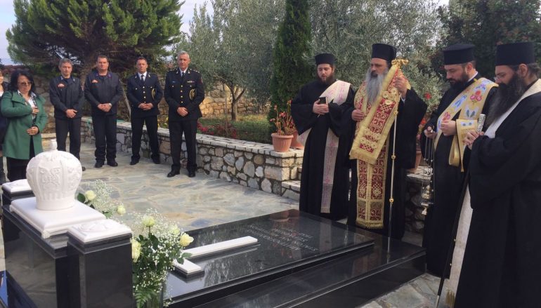 Τρισάγιο στον τάφο του μακαριστού Μητροπολίτη Σταγών Σεραφείμ